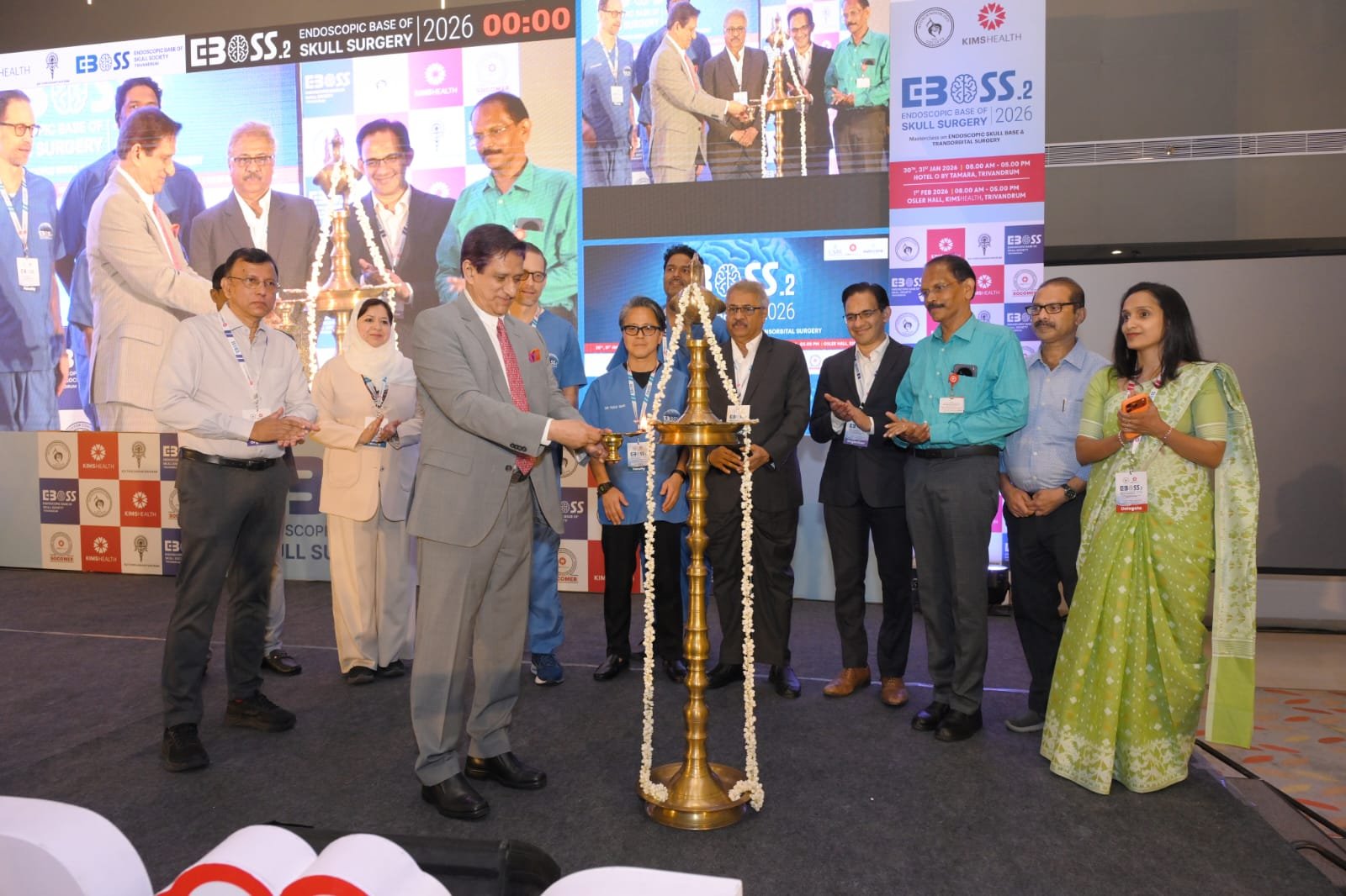 തിരുവനന്തപുരം ഒ ബൈ താമരയിൽ നടക്കുന്ന ത്രിദിന എൻഡോസ്കോപ്പിക് സ്കൾ ബേസ് സർജറി അന്താരാഷ്ട്ര കോൺഫറൻസ് ഇബിഒഎസ്എസ്.2 (EBOSS.2) കിംസ്‌ഹെൽത്ത് ചെയർമാനും മാനേജിംഗ് ഡയറക്ടറുമായ ഡോ. എം.ഐ. സഹദുള്ള ഉദ്ഘാടനം ചെയ്യുന്നു., KIMS Health Thiruvananthapuram KIMS Hospital Trivandrum KIMSHEALTH Trivandrum KIMS Trivandrum KIMS Hospital Thiruvananthapuram Best hospital in Trivandrum, KIMS Health Trivandrum appointment KIMSHEALTH Thiruvananthapuram contact number KIMS Hospital Trivandrum reviews Best multispecialty hospital Trivandrum KIMS Trivandrum cardiology KIMSHEALTH oncology Trivandrum KIMS Hospital Thiruvananthapuram emergency KIMS Trivandrum health checkup packages KIMSHEALTH Trivandrum doctor list KIMS Hospital Anayara Trivandrum KIMS Trivandrum transplant program KIMSHEALTH Trivandrum NABH accredited, KIMS Trivandrum cardiac sciences KIMSHEALTH neurology Trivandrum KIMS Hospital orthopaedics Trivandrum KIMS Trivandrum gastroenterology KIMSHEALTH women's health Trivandrum KIMS Trivandrum oncology cancer care KIMS Hospital robotic surgery Trivandrum KIMSHEALTH critical care ICU Trivandrum KIMS Trivandrum international patients KIMSHEALTH Trivandrum blood donation / events KIMS Hospital awards 2025 / 2026, കിംസ് ഹോസ്പിറ്റൽ തിരുവനന്തപുരം, കിംസ് ഹോസ്പിറ്റൽ തൃശ്ശൂർ ന്യൂസ് — കിംസ് ഹെൽത്ത് തിരുവനന്തപുരം തിരുവനന്തപുരം ബെസ്റ്റ് ഹോസ്പിറ്റൽ കിംസ് കിംസ് ട്രിവാൻഡ്രം അപ്പോയിന്റ്മെന്റ് കിംസ് ഹോസ്പിറ്റൽ റിവ്യൂസ് തിരുവനന്തപുരം കിംസ് കാർഡിയോളജി തിരുവനന്തപുരം കിംസ് ഹെൽത്ത് ക്യാൻസർ ട്രീറ്റ്മെന്റ്, dhanapadham.com, dhanapadhamdotcom