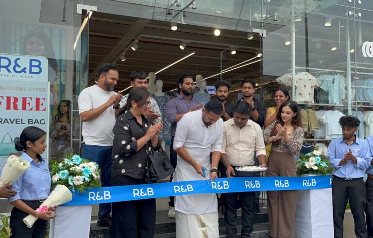 R&B ഫാഷൻ കേരളത്തിലെ പത്താമത്തെ സ്റ്റോർ കൊച്ചിയിൽ , business news kerala